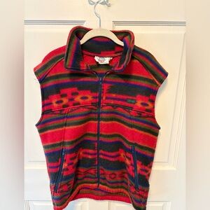 Verbier Canada red fleece vest Aztec geometric 90s vintage men’s size m medium